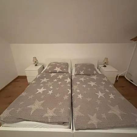 Prázdninový dům Moebliertes Einfamilienhaus Langzeitvermietung Kolín nad Rýnem